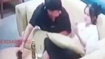Học sinh bú buồi trong quán cà phê